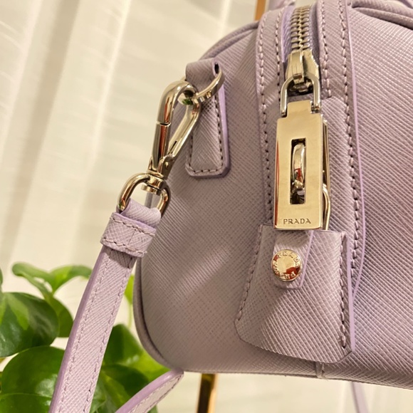 Authentic Prada saffiano top handle bag in lilac - Picture 5 of 16